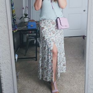 🆕🌿FLORAL MAXI SKIRT🌿